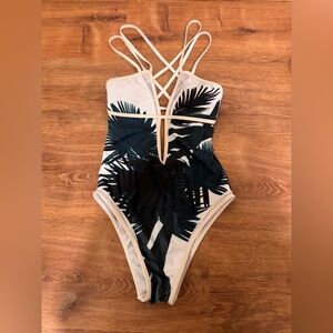 Tropical Leaf Print Swimsuit​​​